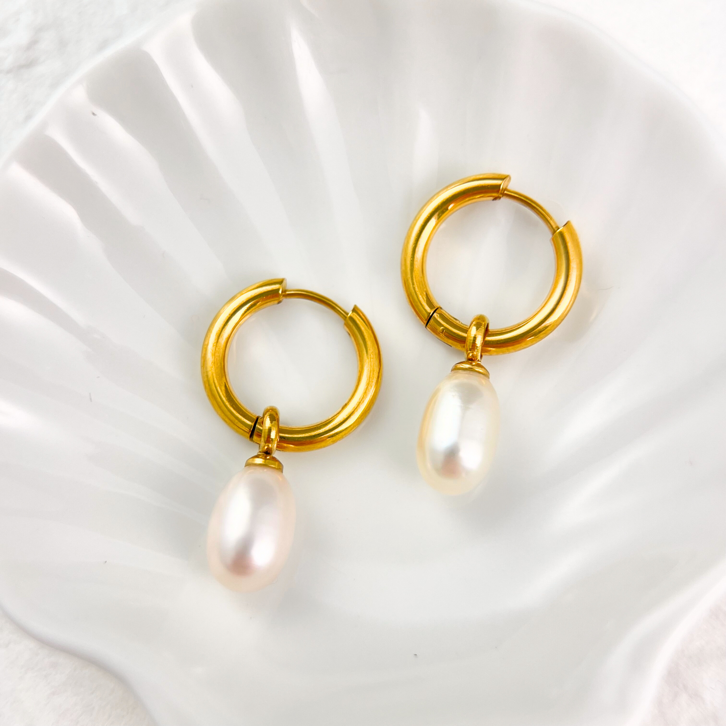 Teardrop Baroque Pearl Huggies Earrings