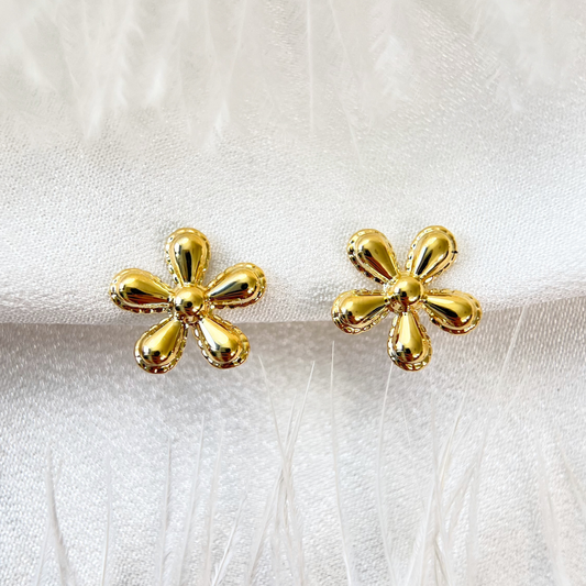 Dainty Flower Clip On Earrings | Gold & Silver