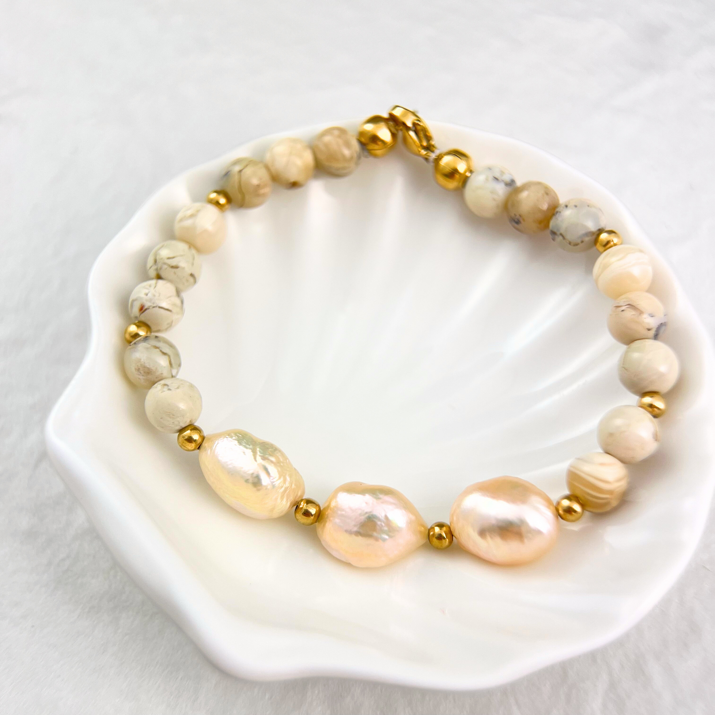 Natural Gold Pearl & Cream Agate Bracelet