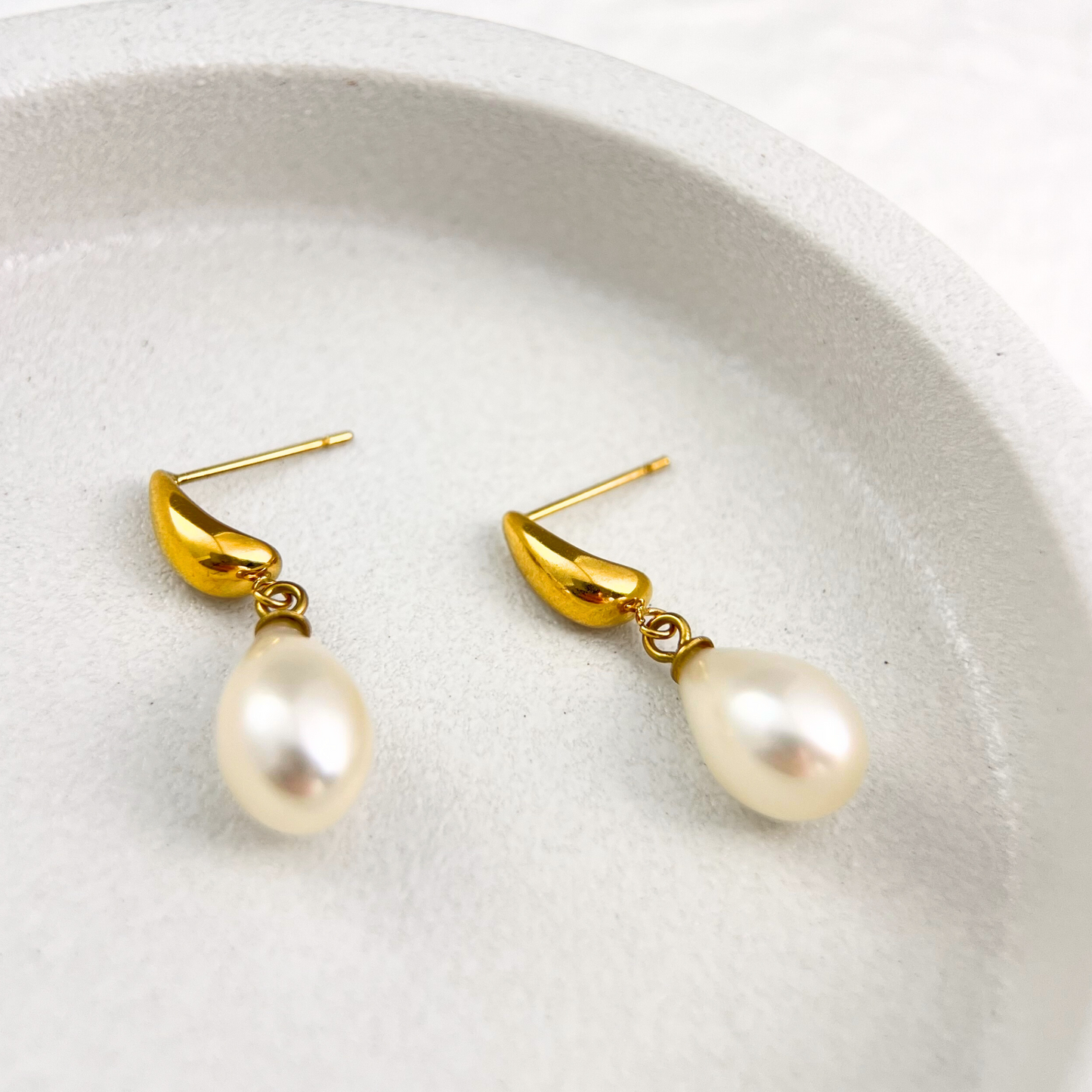 Teardrop Baroque Pearl Earrings