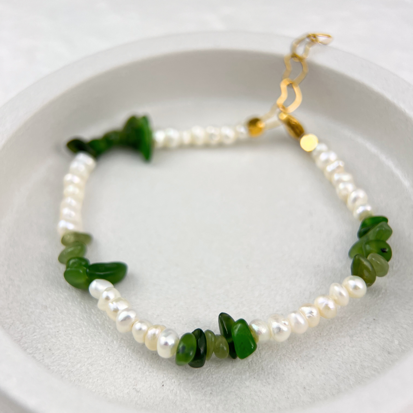 Natural white Pearl & Green Jade Bracelet