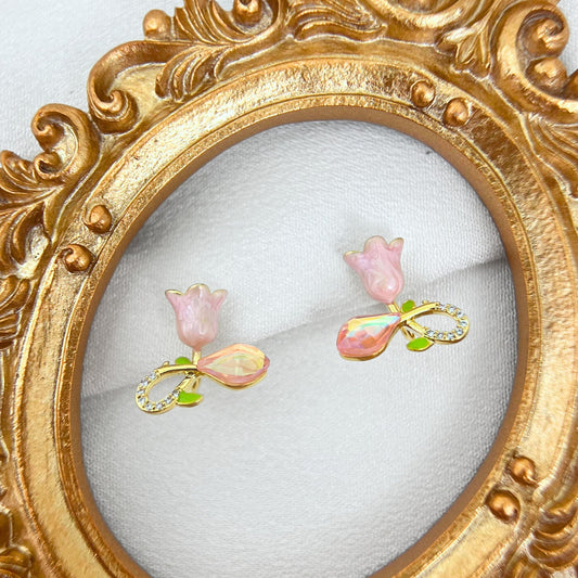 Boho Tulip Flower Minimalist Clip On Earrings